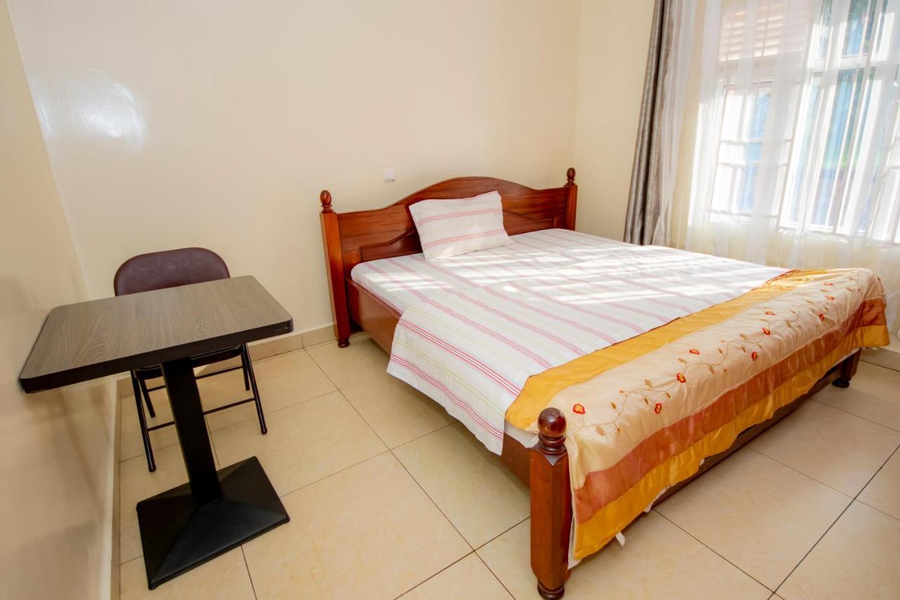 Fleur Guest House Kigali Exterior photo