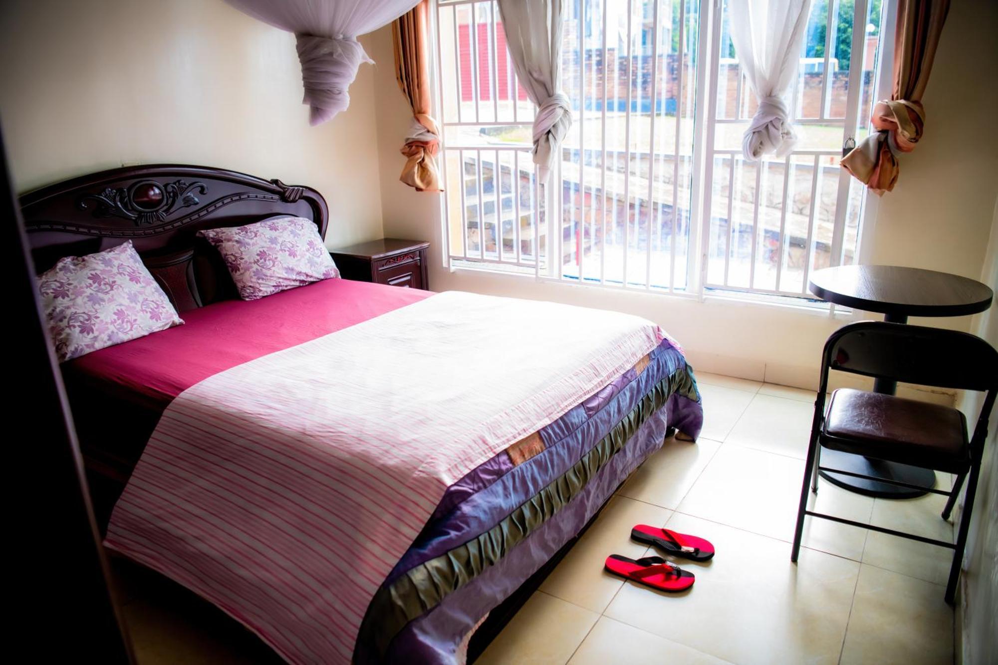 Fleur Guest House Kigali Exterior photo