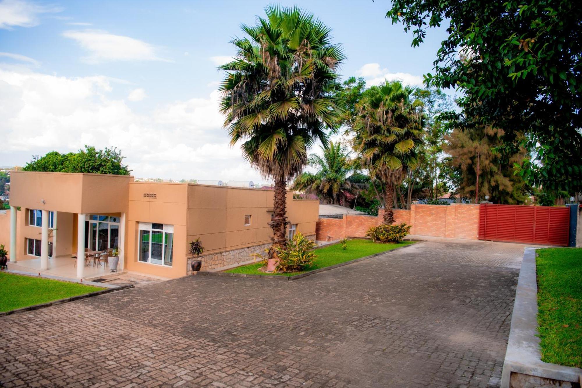 Fleur Guest House Kigali Exterior photo